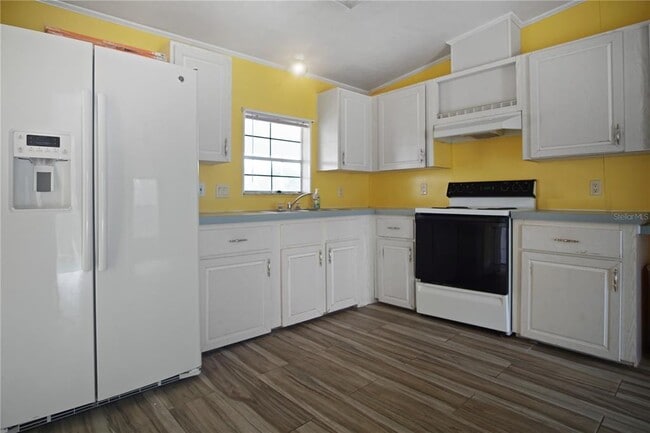 Building Photo - 6140 Skokie Rd