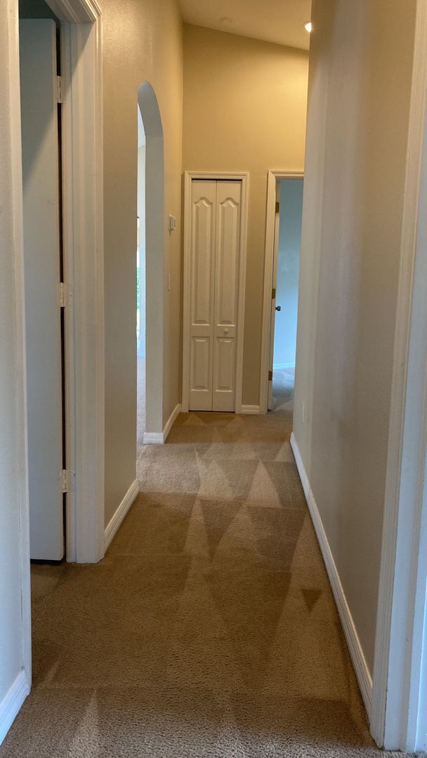 Building Photo - Home Sweet Home is this 4 bed, 2 bath home for Rent in the Asbel Creek Subdivision!