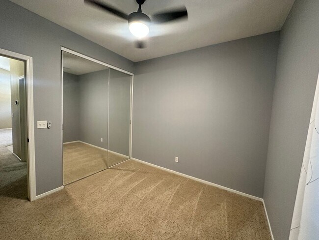 Building Photo - SE Visalia home coming soon!!