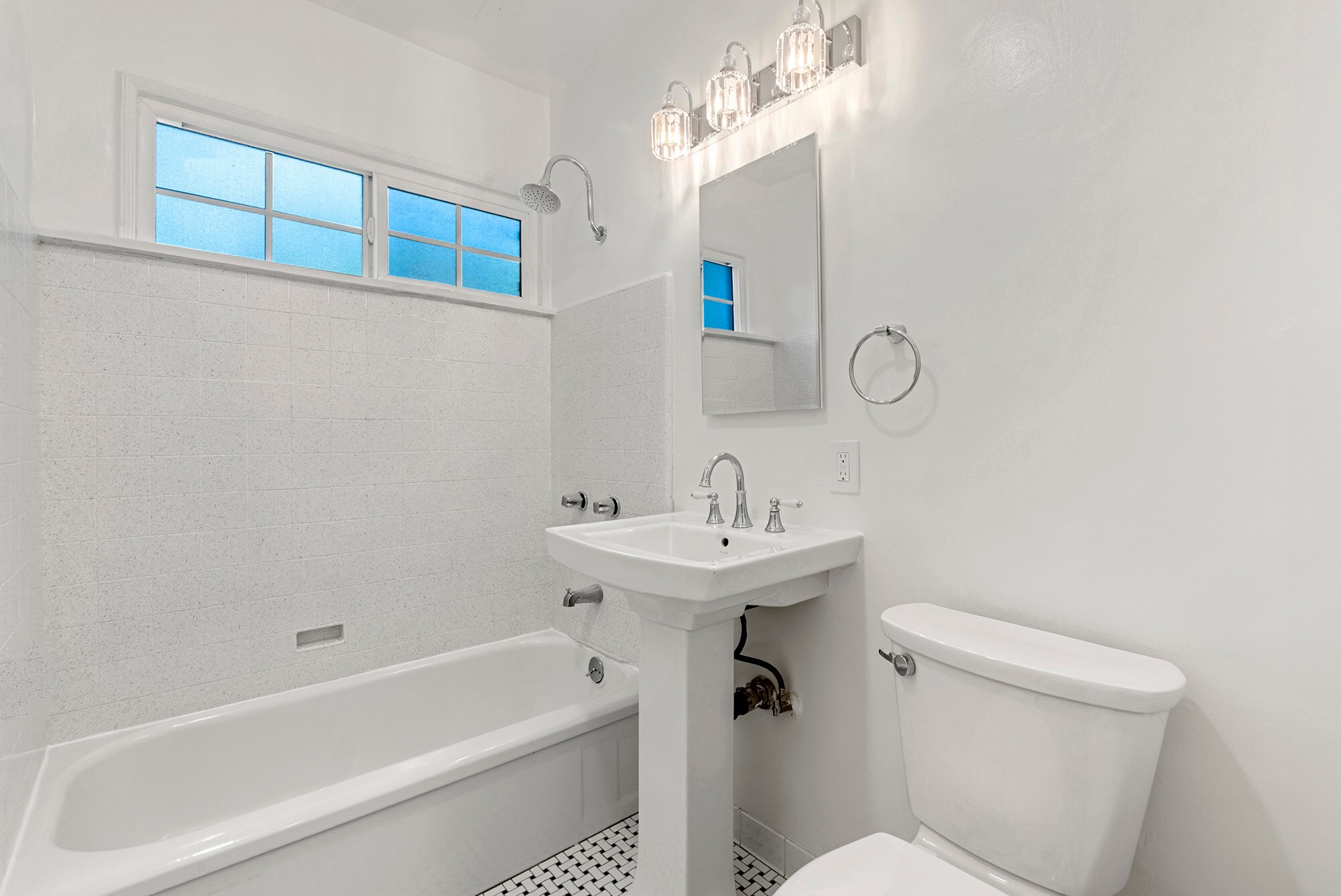 Building Photo - 1527 Laurel St