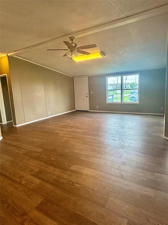 Building Photo - 2515 Oyster Creek Bend