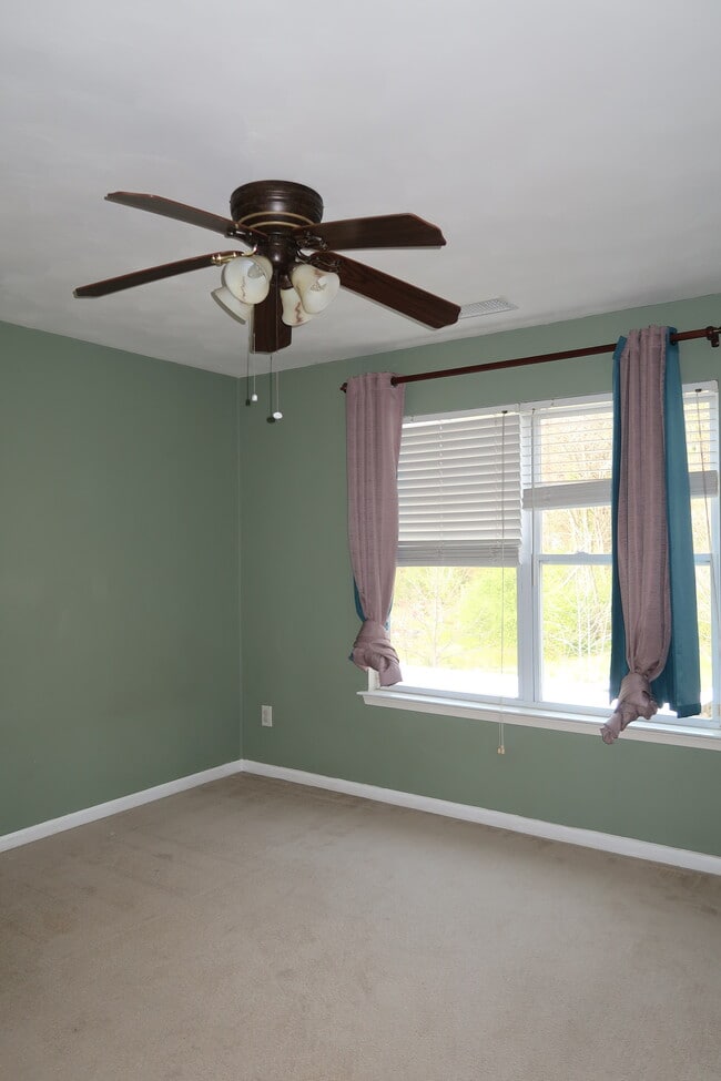 Building Photo - 5816 Reon Ct