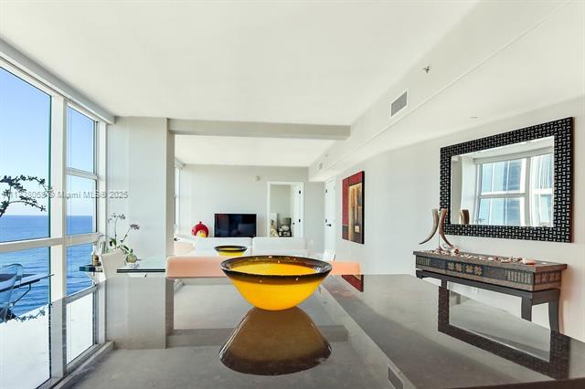 Building Photo - 6801 Collins Ave