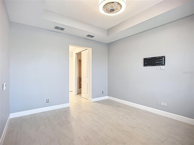 Building Photo - 15459 Santa Pola Dr