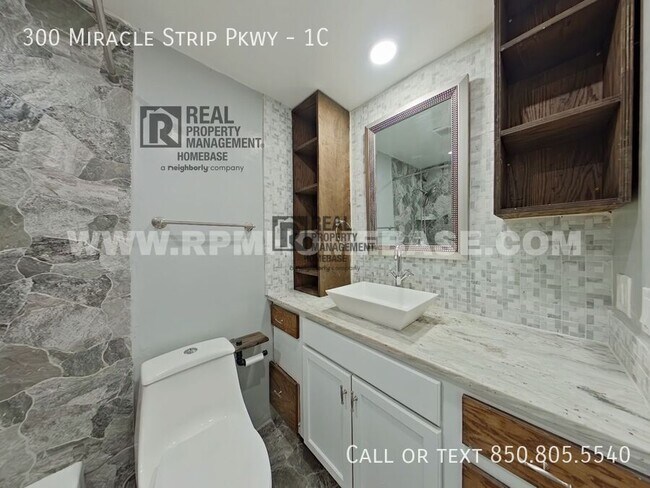 Building Photo - 300 Miracle Strip Pkwy SW