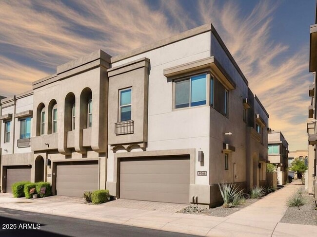 Primary Photo - 7464 E Paraiso Dr