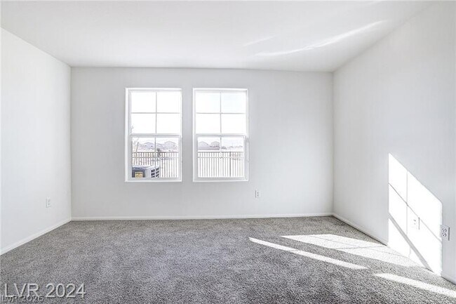 Building Photo - 5613 Steampunk St
