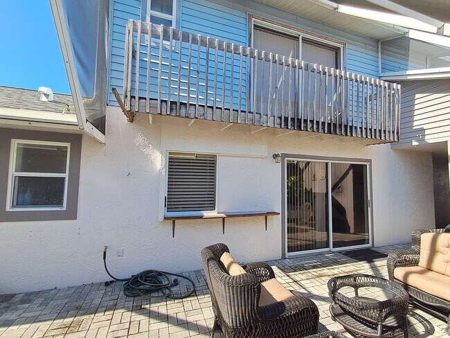 Building Photo - 13731 Markham Ln