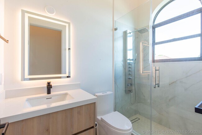 Building Photo - 14367 Belmont Trce