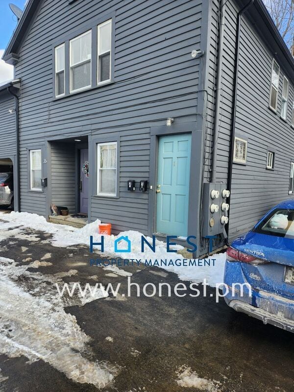 Building Photo - 20 Academy St