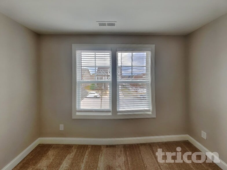 Building Photo - 3716 Massey Ridge Ct