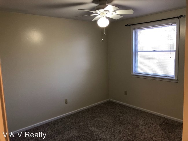 Building Photo - 2 br, 1 bath House - 216 Norwood Ave