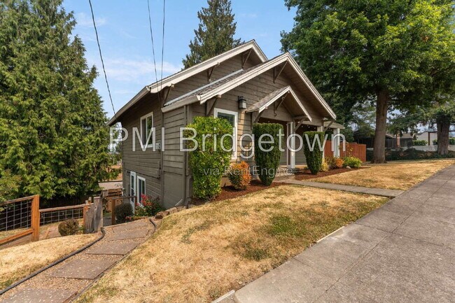 Building Photo - 1115 13th St