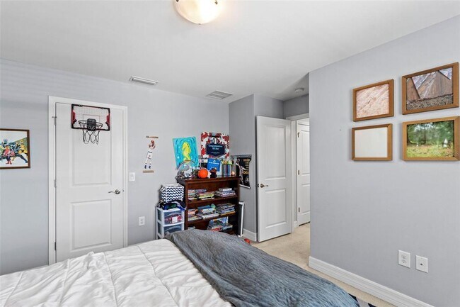 Building Photo - 4545 Scarlet Loop