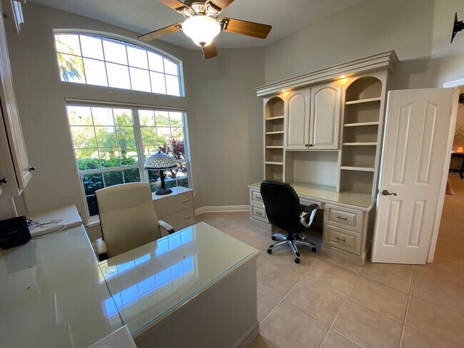 Building Photo - Spectacular and Luxurious Turnkey ANNUAL Lease in The Village of Bridgeport