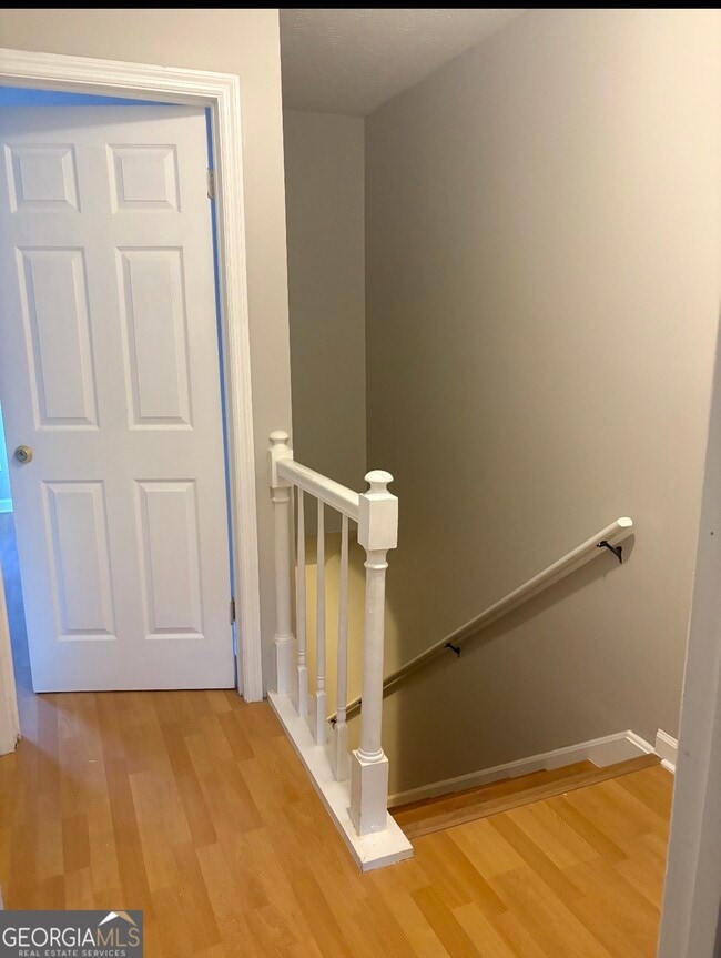 Building Photo - 2059 Charter Ln