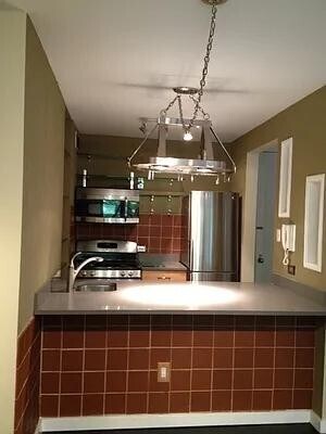 Building Photo - 300 Albany St