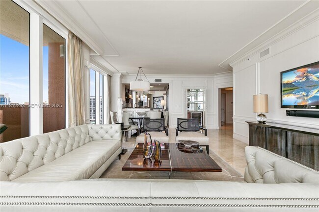 Building Photo - 17875 Collins Ave