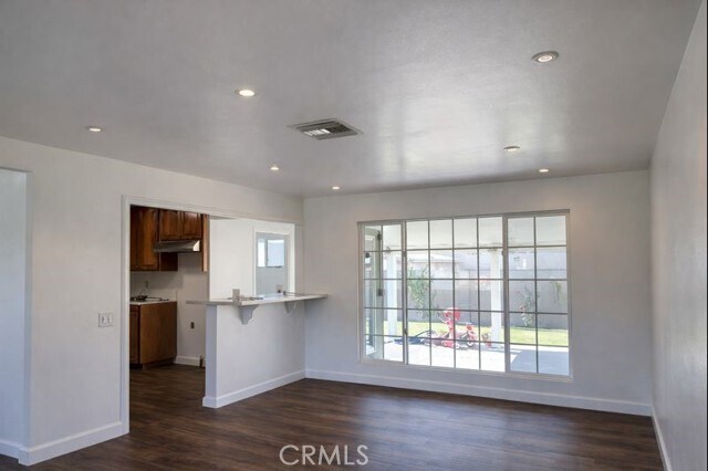 Building Photo - 909 S Ira Ct