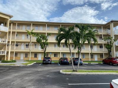Building Photo - 6940 NW 179th St