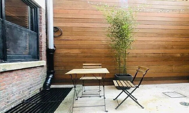 Building Photo - West 138th Street