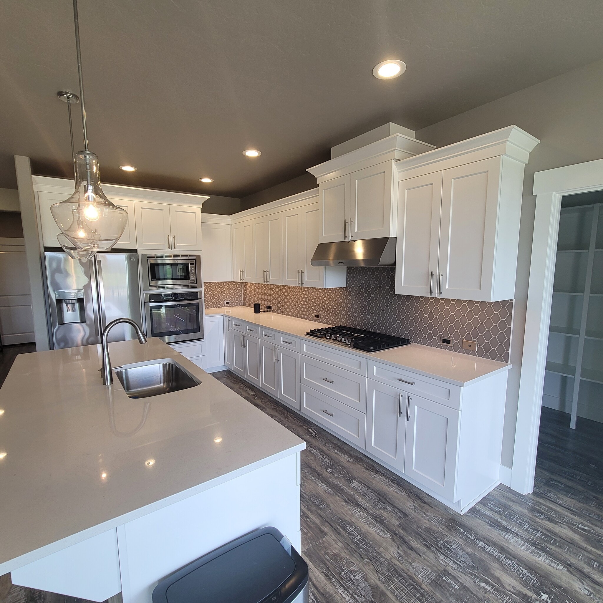 Kitchen - 3125 Deserthawk Lp