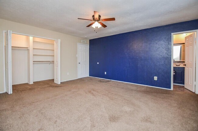 Building Photo - 17323 Glenpatti Dr