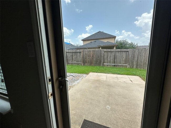 Building Photo - 12121 City Trek Ln