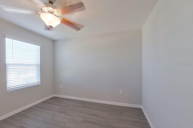 Building Photo - 4397 SW 85 Ln