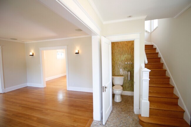 Building Photo - A Space for you and your's in Brookland! F...