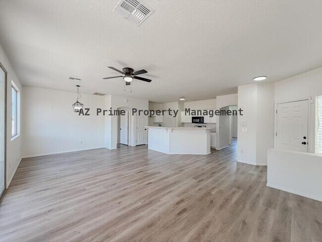 Building Photo - 3420 Avenida Bonita