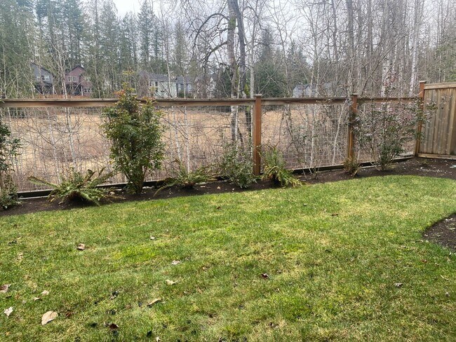 Building Photo - 4 Bedroom Home in the Heart of Sammamish! ...