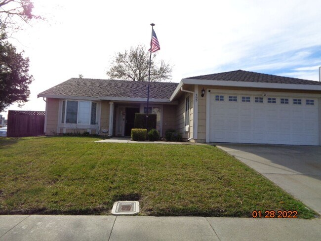 Primary Photo - 485 Deer Creek Dr