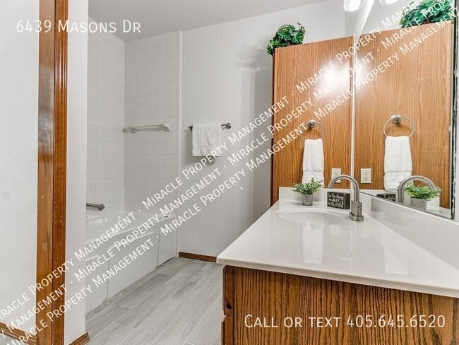 Building Photo - 6439 Masons Dr