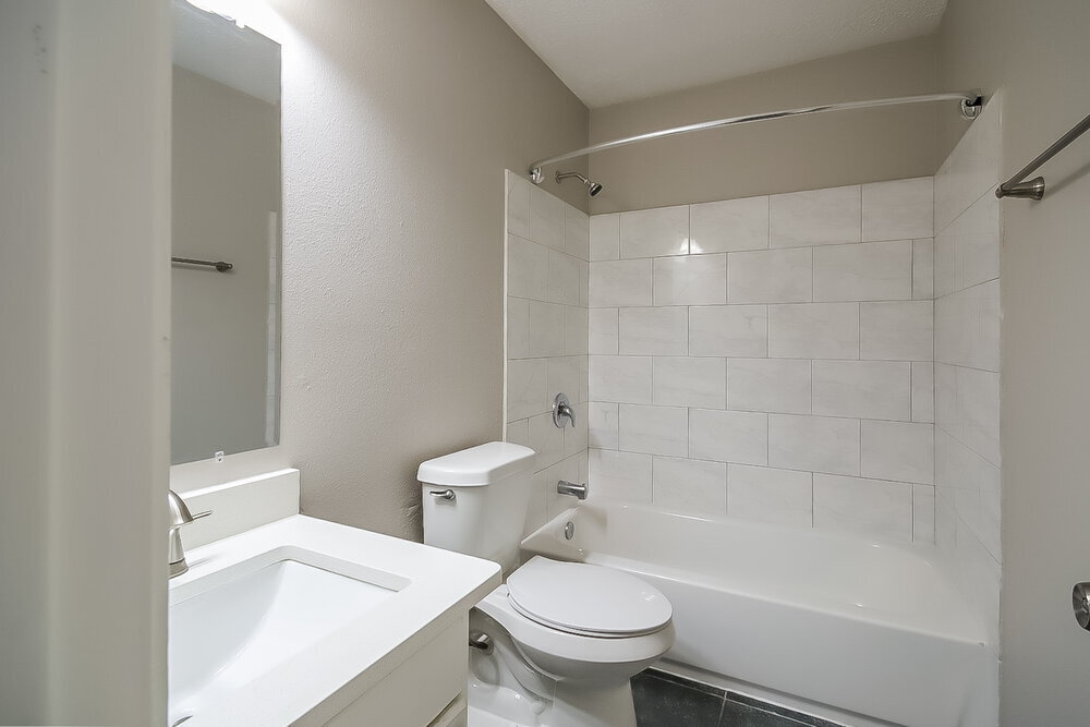 Building Photo - 28710 Sedgefield St