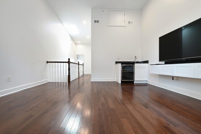 Building Photo - 4059 St Johns Way
