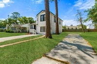Building Photo - 1356 Lechlade St