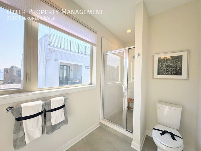 Building Photo - 3110 Evergreen Walk