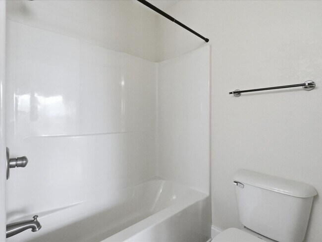 Building Photo - 2430 Hallerins Ct