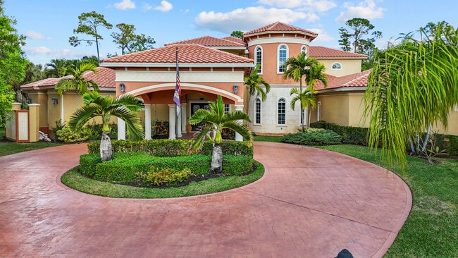 Building Photo - 14471 Paddock Dr