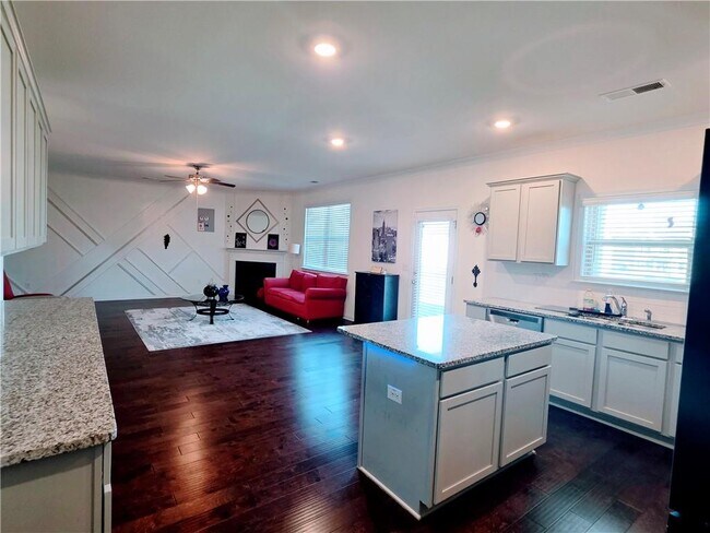 Building Photo - 3518 English Elm Wy