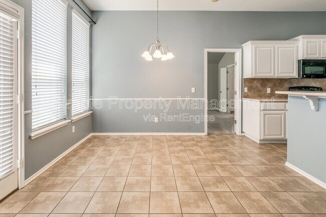 Building Photo - 18020 Cerrado Cir