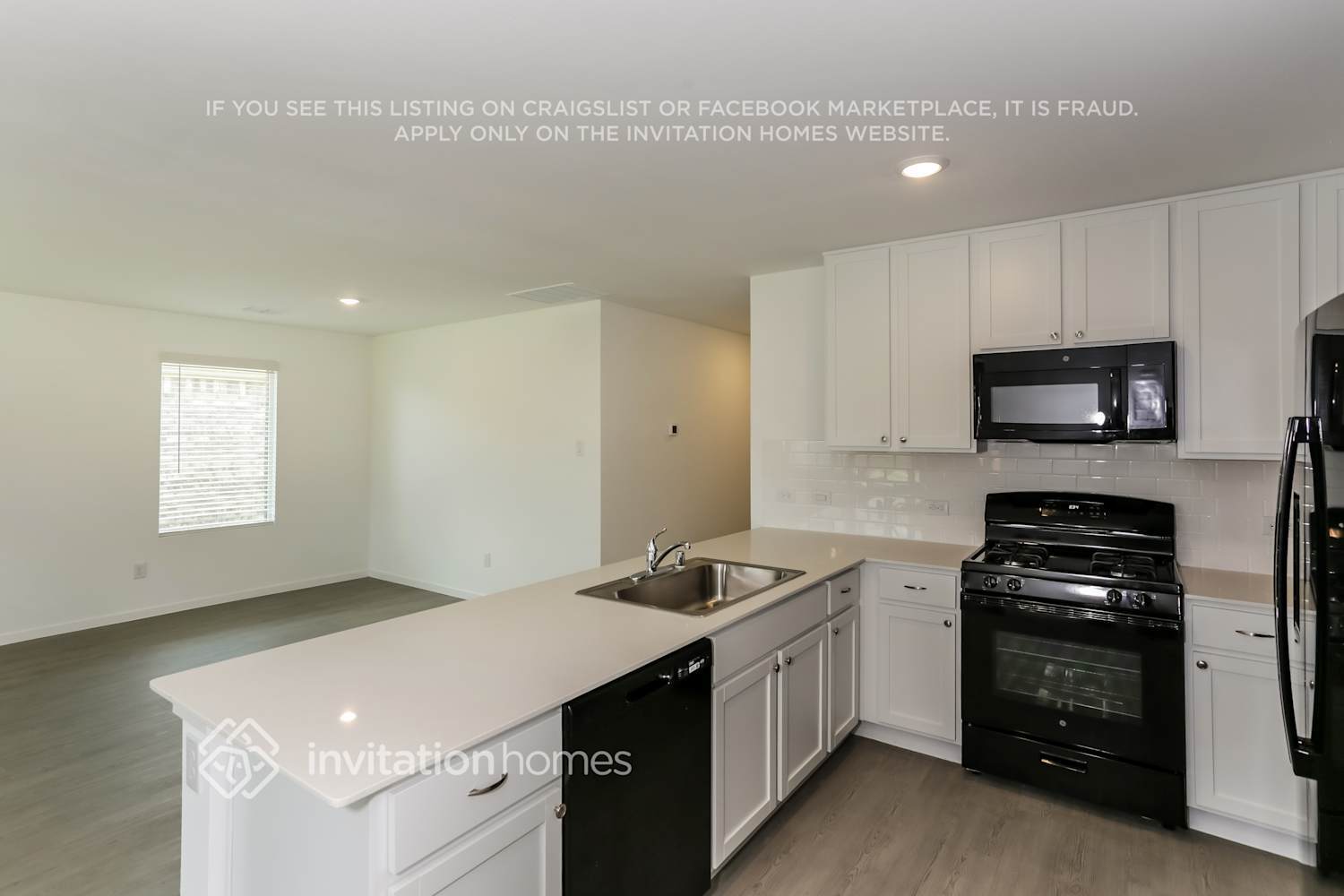 Building Photo - 922 Carrick Dr