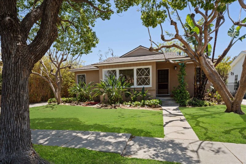 Primary Photo - 12808 Dewey St