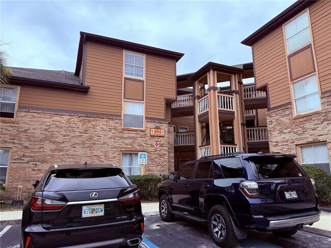 Primary Photo - 494 N Pin Oak Pl