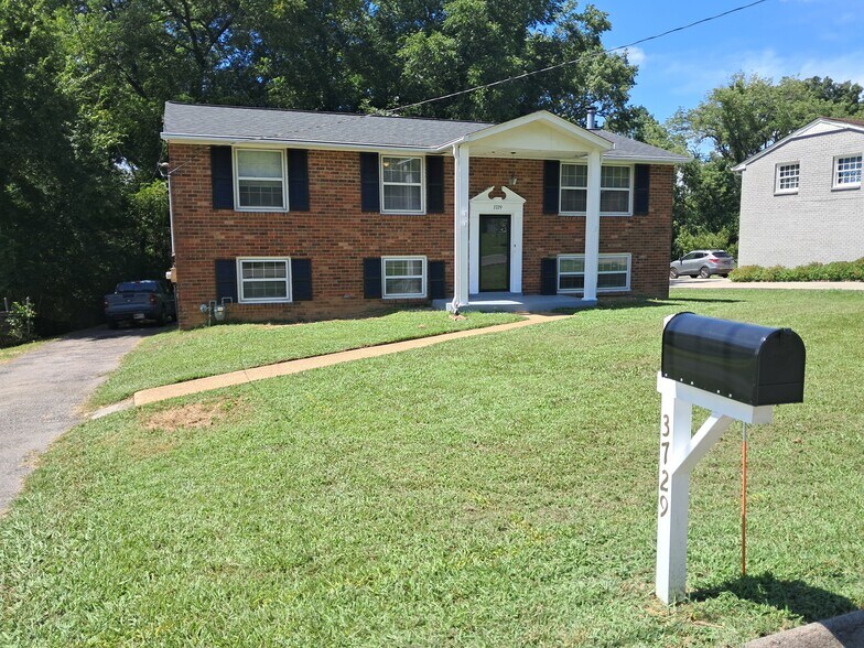 Primary Photo - 3729 Faulkner Dr