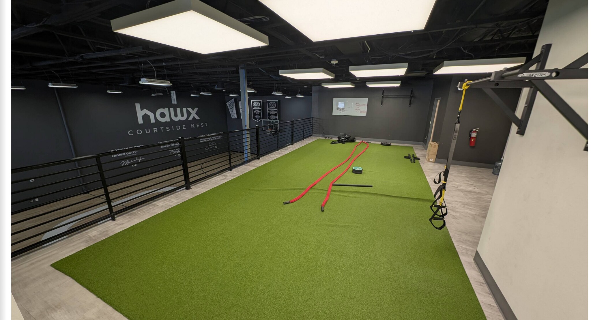 Building Photo - 1640 S State St