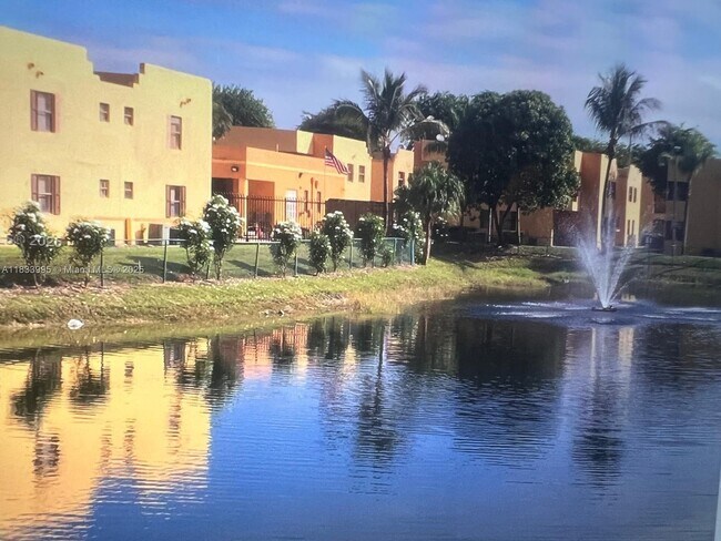 Building Photo - 500 NW 114th Ave