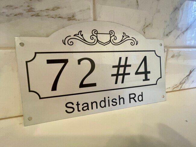 Building Photo - 72 Standish Rd