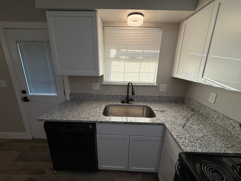 Building Photo - 133 W Terrace Ct